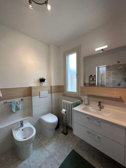 Affittacamere Il Cortile Chiaravalle Bagian luar foto